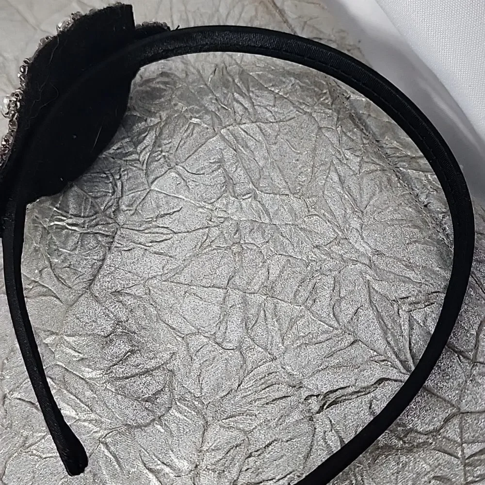 Vintage lovely hairband